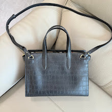Premium Leather Crossbody Bag - Elegant Women's Designer Handbag - NM5501