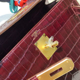 Graceful handbag styled for everyday wear