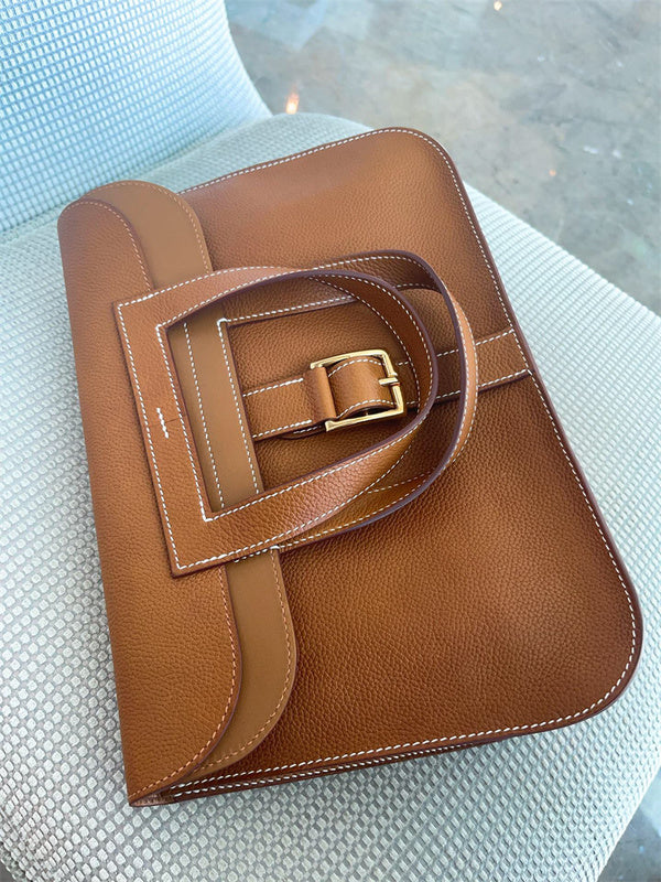  handbag interior and compartment view