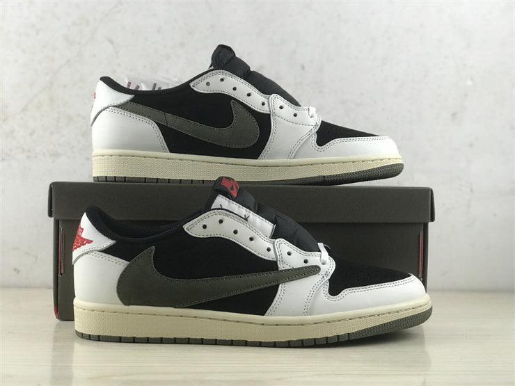 Nike Designer sneakers in muted earth tones low-top design front view