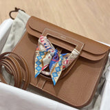  Streamlined shopper bag front view 37