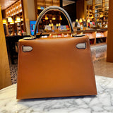 Minimalist bag shown from front angle