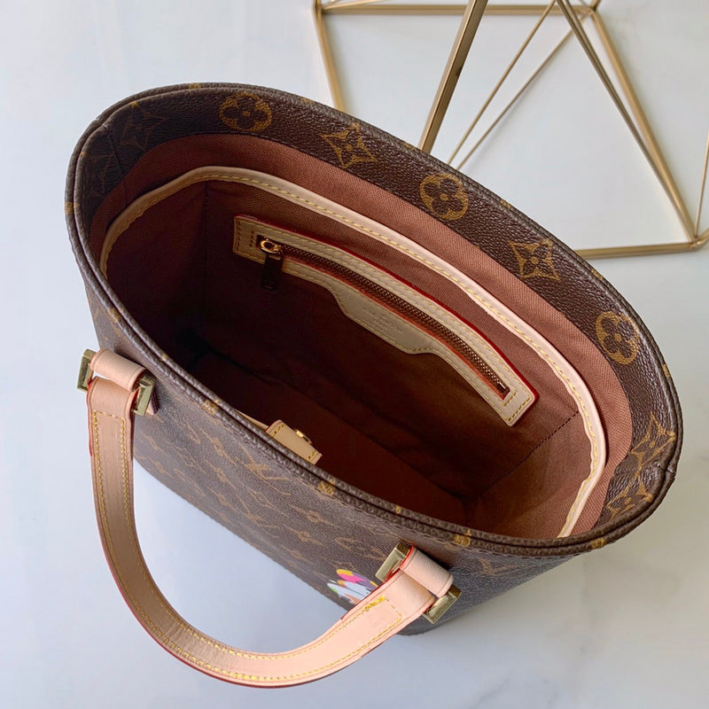 Close-up detail of everyday-luxe modern women's handbag – women's luxury accessory