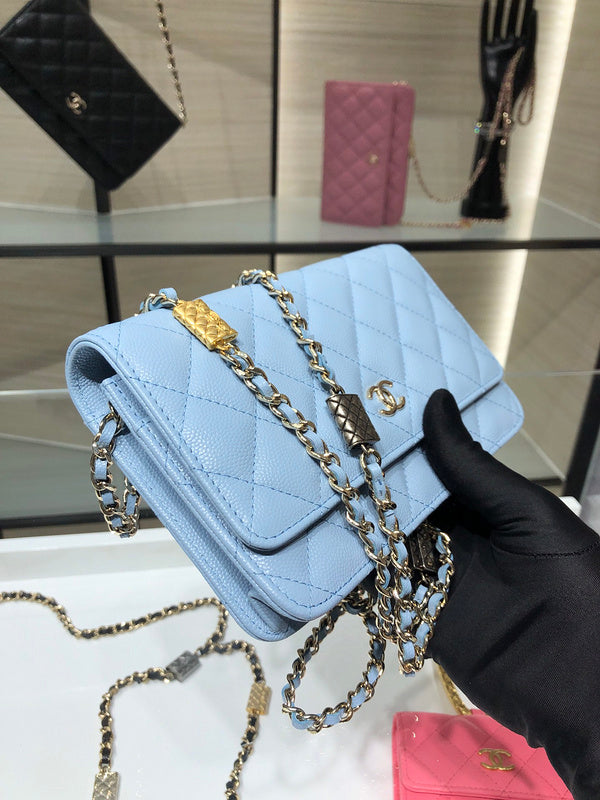  women's handbag, mid design, view 5