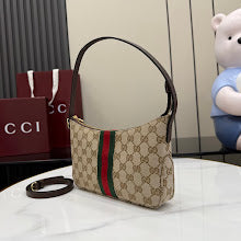 Premium Women's Crossbody Bag - Luxury Designer Fashion Accessory - NM4071