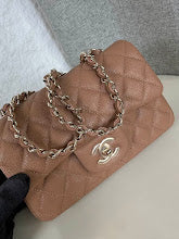 New Premium Women's Shoulder Bag - Designer Luxury Fashion Accessory - NM6079
