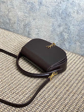 Chic Women's Crossbody Handbag - Luxury Premium Designer Style - NM3611