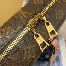 Designer Monogram Crossbody - Luxury Women's Premium Fashion Bag - NM4380
