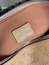 Premium Women's Tote Bag - Luxury Designer Fashion Handbag - NM4168
