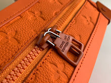 Premium Leather Crossbody Bag - Elegant Women's Designer Handbag - NM4211