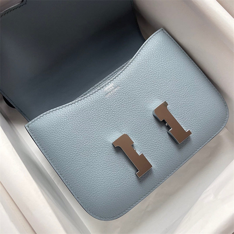  tote bag interior and compartment view 15