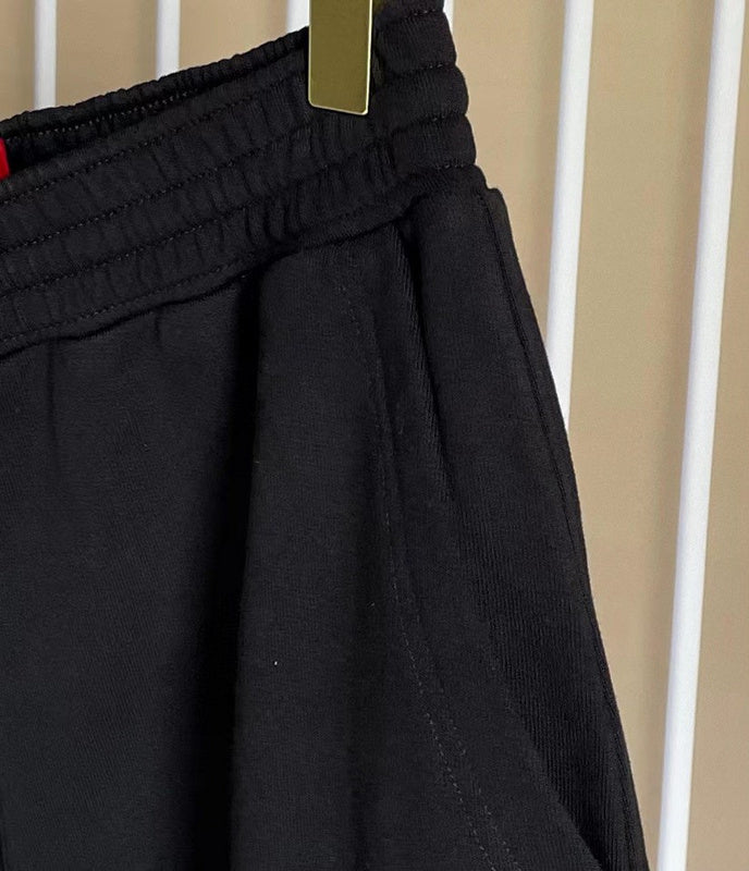 Three-quarter angle view of Givenchy luxury piece style No.189
