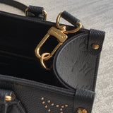  handbag interior and compartment view