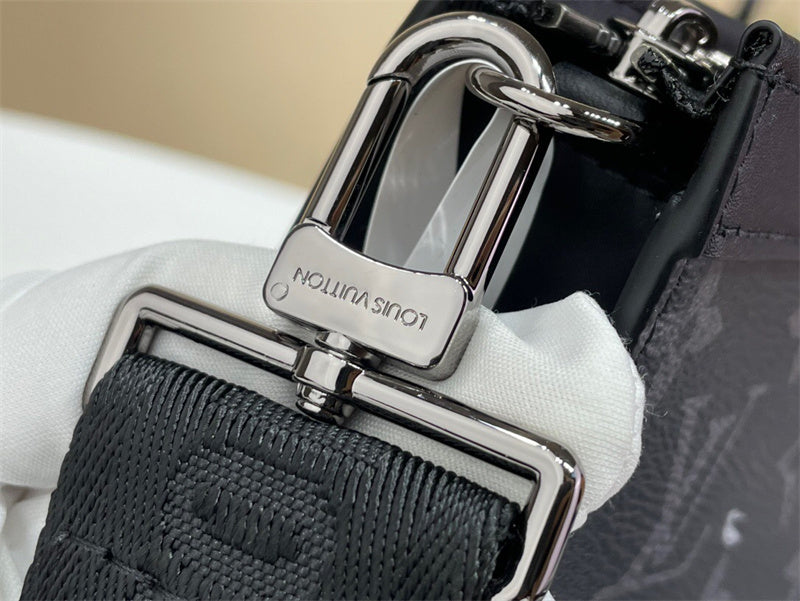  clean-lined carryall bag styled with outfit 12