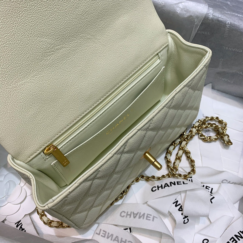  women's handbag, versatile design, view 5