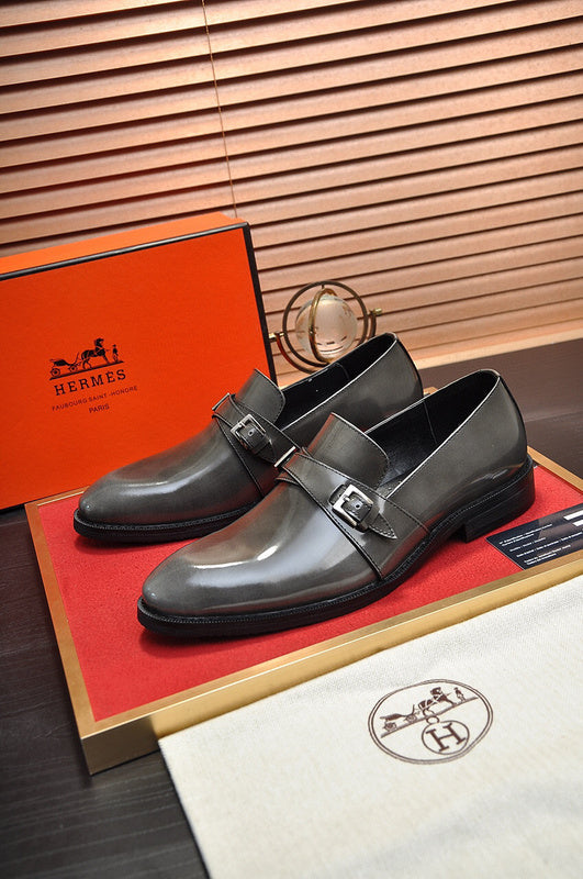 Hermes shoes Style 068 - back heel detail