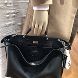 Ziva's Charm handbag – front view (Standard Size)