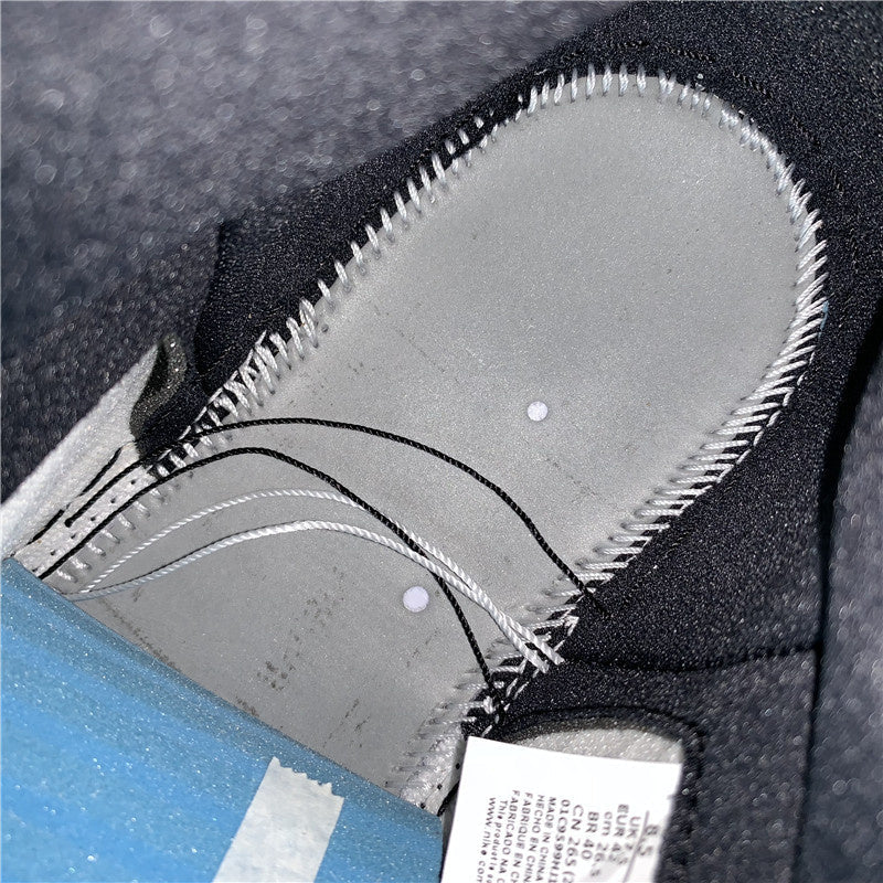 Nike Men's & Women's Designer Lifestyle Shoes — Style 008 front view