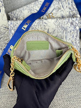 Luxury Iconic Crossbody Bag - Women's Elegant Designer Fashion - NM7425