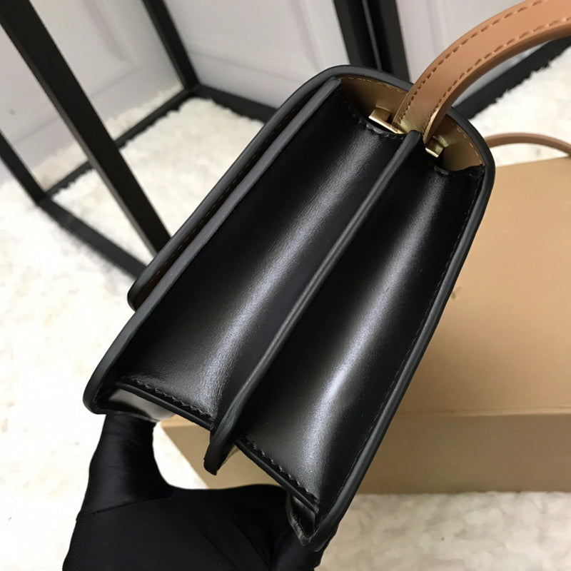 Ziva's Charm handbag – back view (one versatile size)