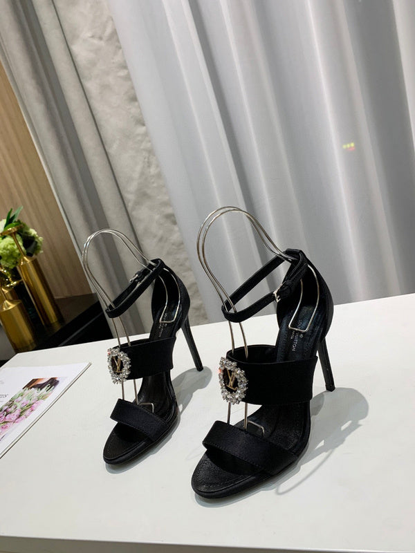 Louis Vuitton luxury shoes full view — premium authentic designer style