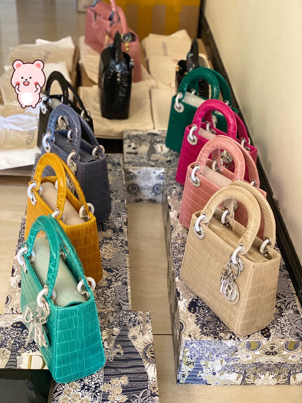 Top view of everyday-luxe structured women's handbag – women's everyday handbag