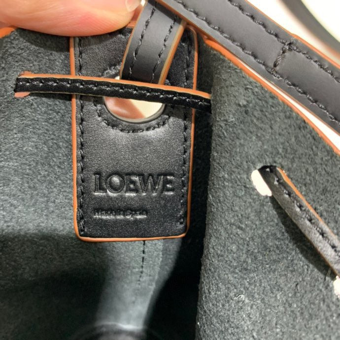 Ziva's Charm handbag – lifestyle view (8.5cm*6.5cm*13cm)