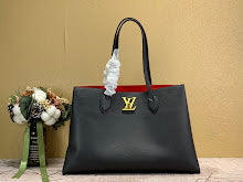 Designer Iconic Tote Handbag - Premium Luxury Women's Fashion - NM5445