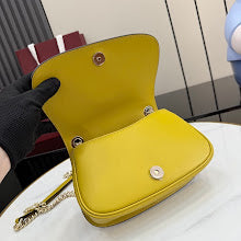 Luxury Signature Top Handle Bag - Elegant Women's Designer Handbag - NM4083
