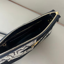 Premium Signature Shoulder Bag - Chic Women's Luxury Designer - NM2939