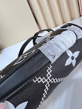 Luxury Designer Crossbody Bag for Women - Premium Fashion Handbag - NM4791