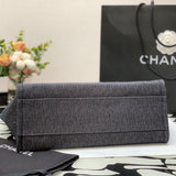  women's handbag, spacious design, view 9