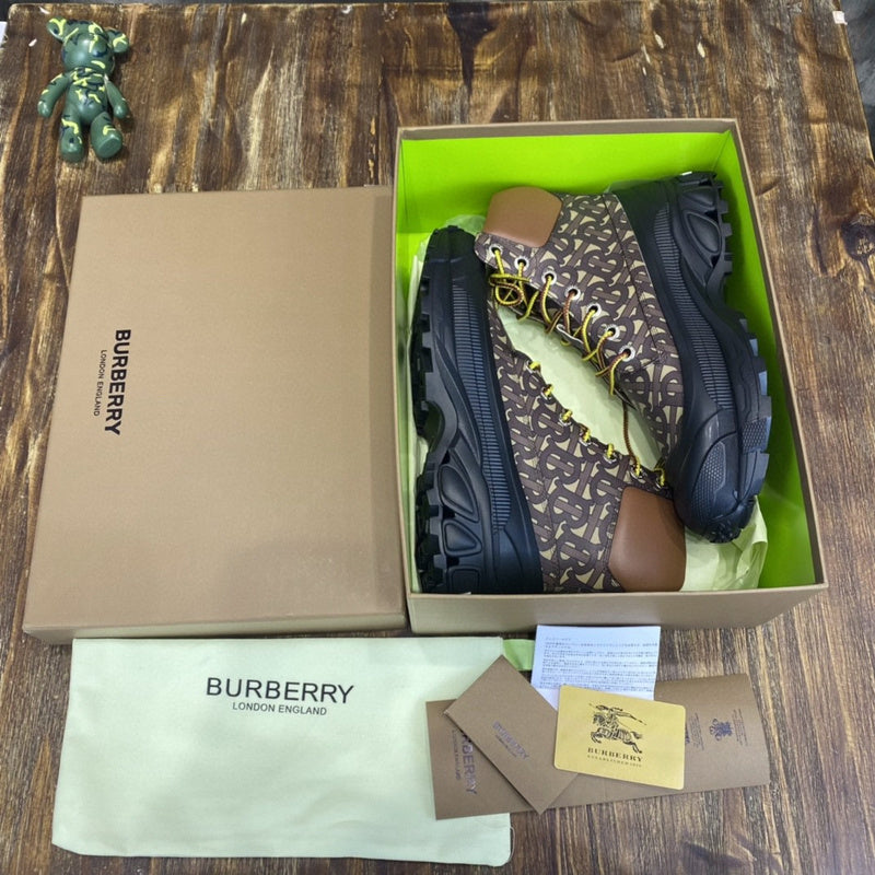 Burberry shoes Style 122 - angled studio shot