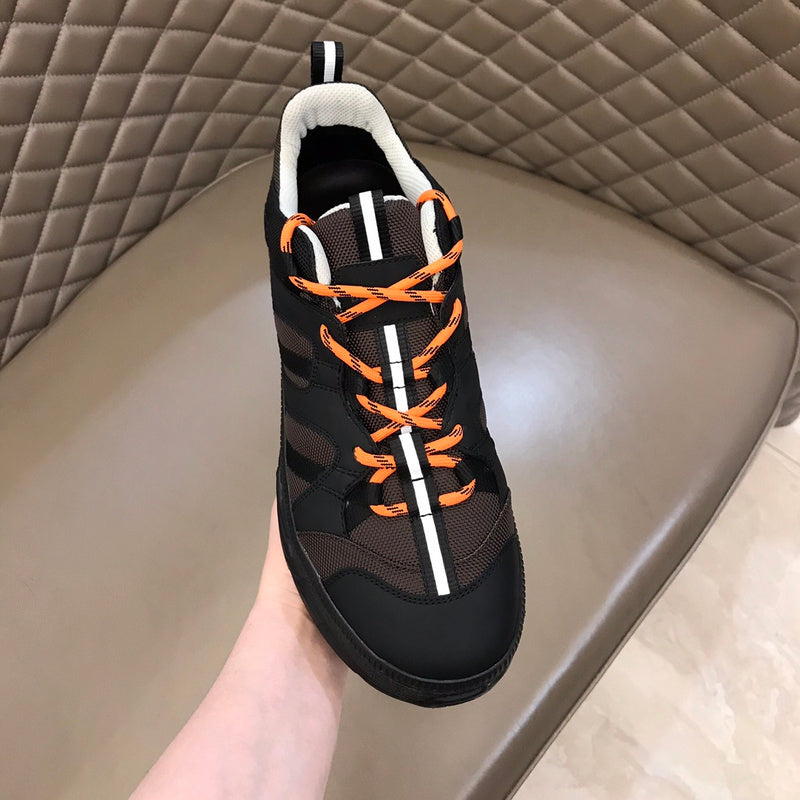 Burberry shoes Style 152 - logo and branding close-up