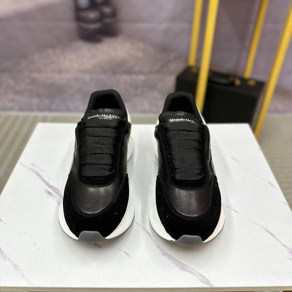 Alexander McQueen Black Pointed-Toe Flats - Angled View