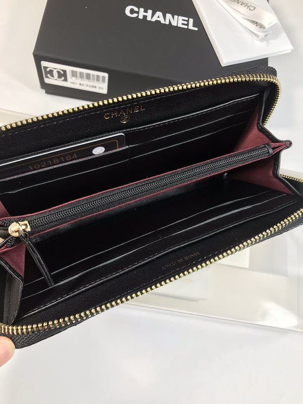 Zivas Charm Elevated Essentials Everyday Handbag (Elevated Accessory Essential) – Back View