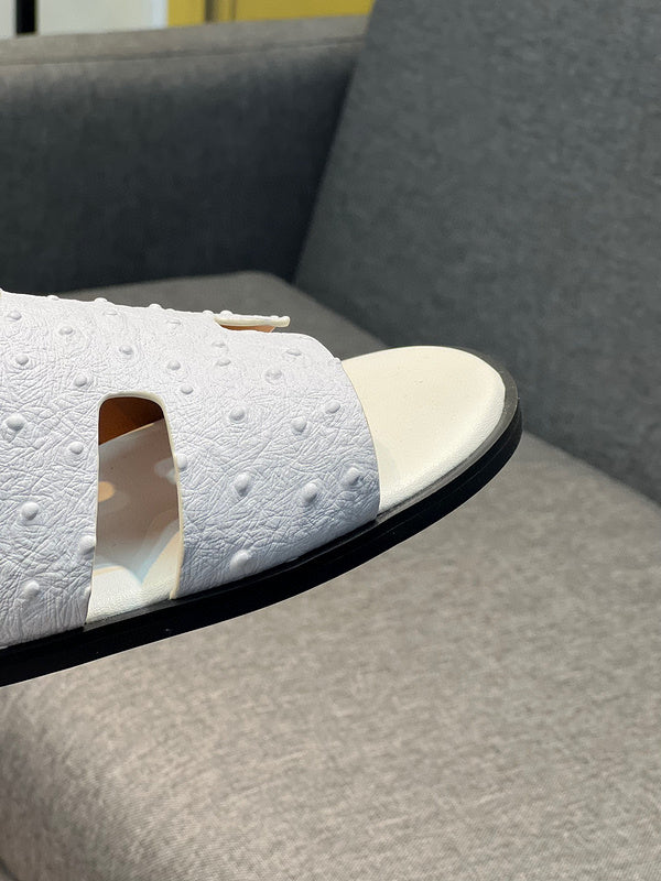 Hermes shoes Style 017 - sole and craftsmanship detail