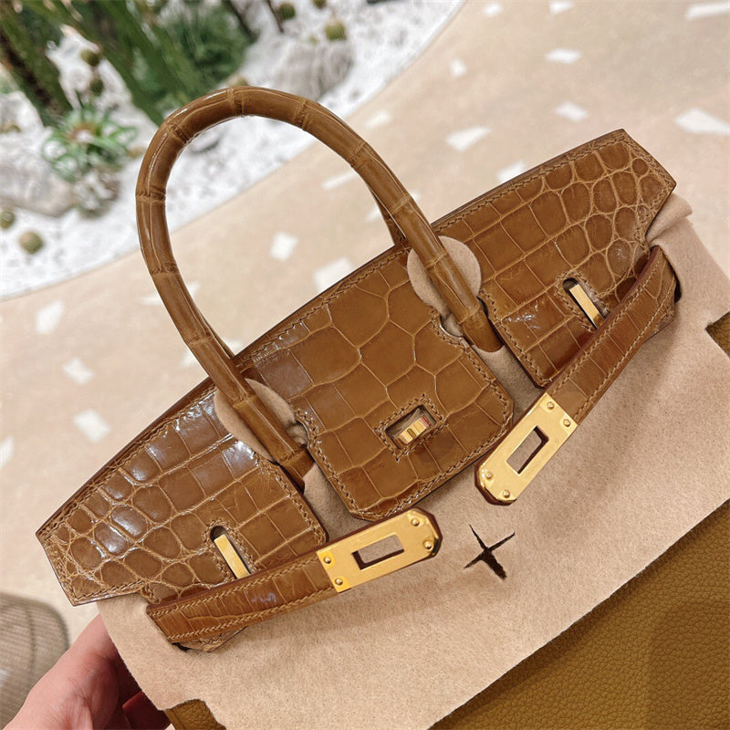 Smart carryall bag front view 19