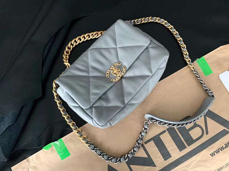  handbag, mid everyday style, image 4