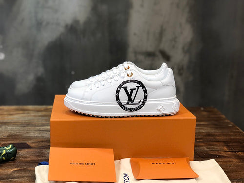Louis Vuitton shoes Style 195 - texture and material detail