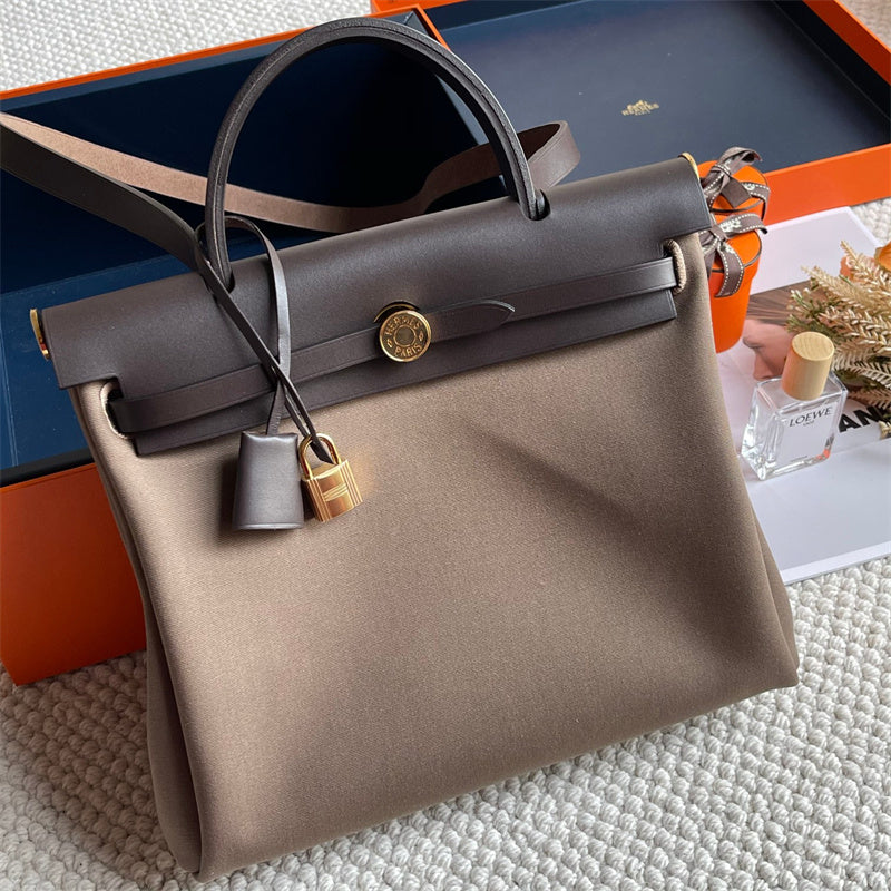 Sculpted bag women's premium everyday handbag
