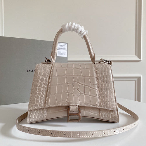 Zivas Charm Understated Luxury Premium Handbag (Premium Everyday Carry) – Front View