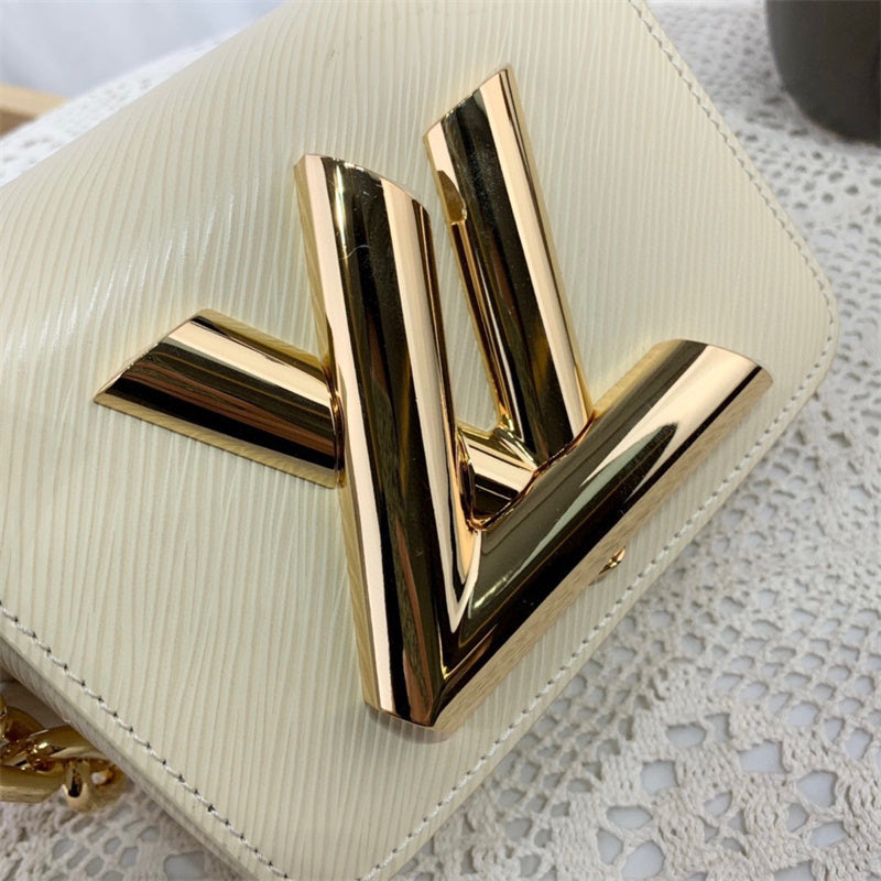  effortless everyday bag styled with outfit