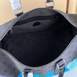  structured bag interior and compartment view 15
