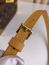Premium Women's Crossbody Bag - Luxury Designer Fashion Accessory - NM4306
