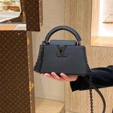  shoulder bag interior and compartment view 27