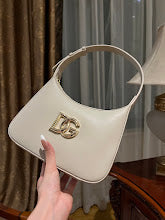 Chic Women's Designer Tote - Luxury Premium Handbag Style - NM6920