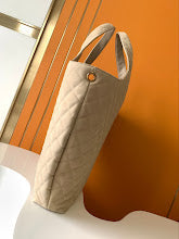 Chic Designer Tote Handbag - Luxury Premium Women's Fashion Bag - NM3312