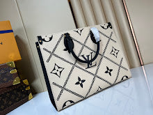 Chic Women's Crossbody Handbag - Luxury Premium Designer Style - NM4798