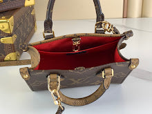 Premium Women's Shoulder Bag - Designer Luxury Fashion Accessory - NM4454